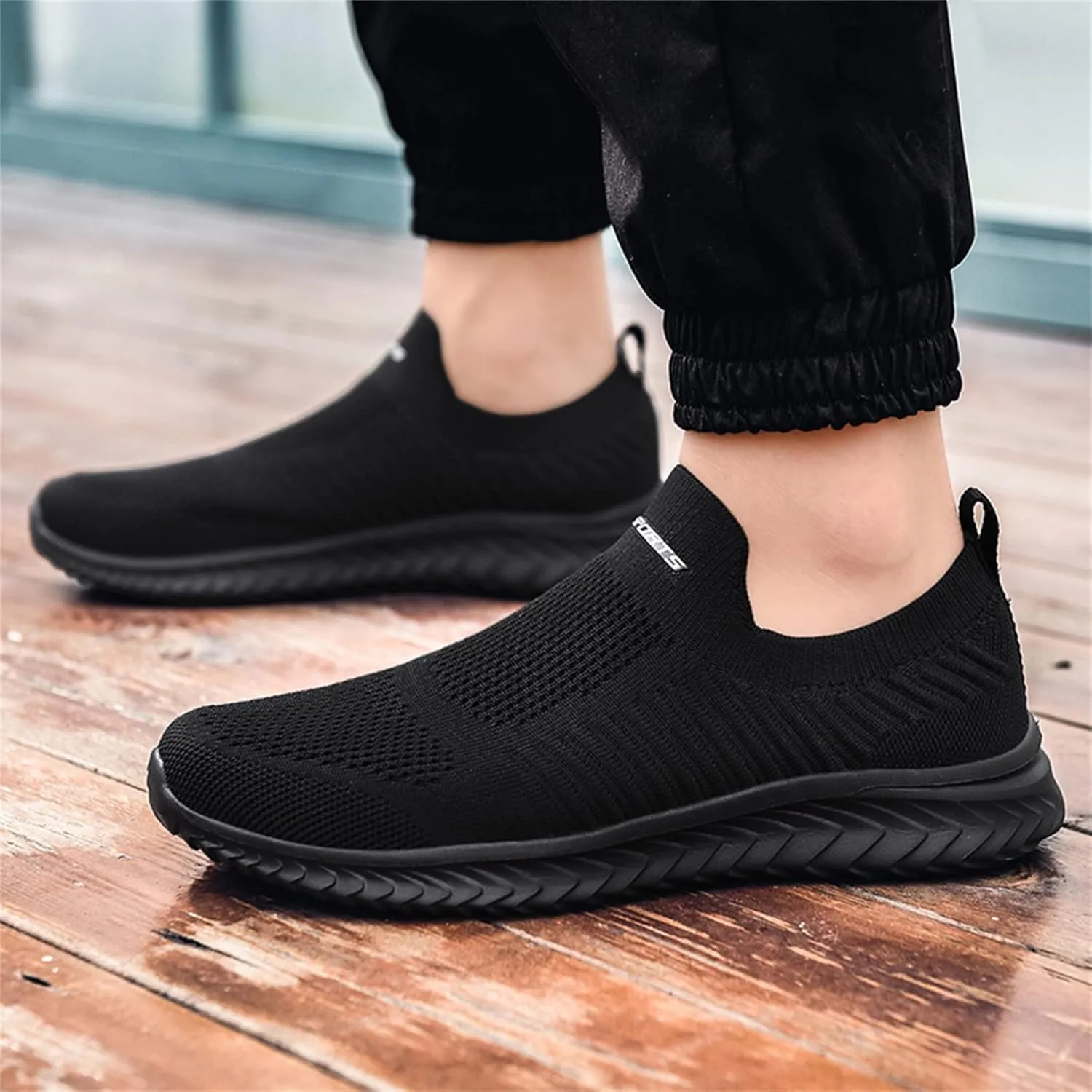 Fashion Summer Men Mesh Fly Woven Breathable Lightweight Comfortable Casual Flat Bottom Mens Sneaker Shoes