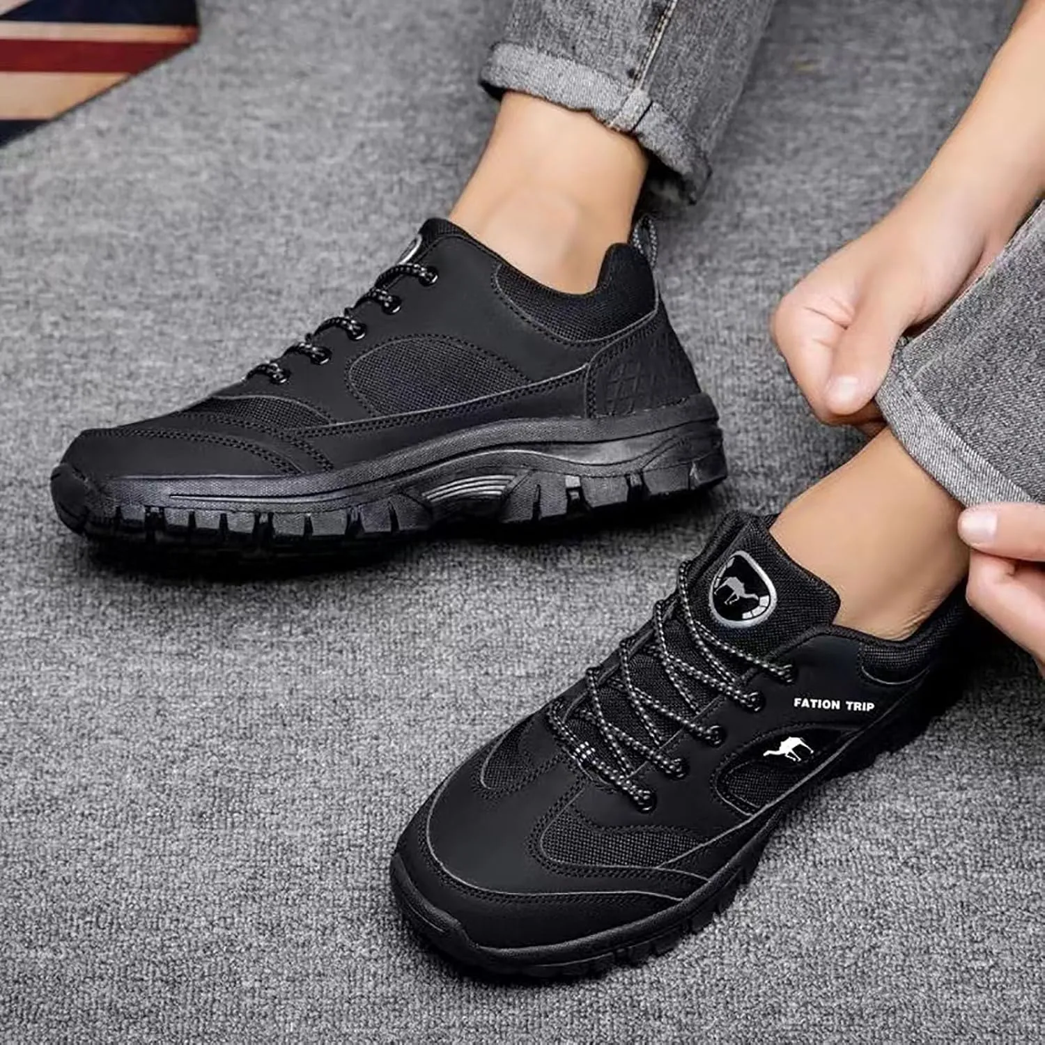 Men's Hiking Shoes Lightweight Breathable Non Slip Outdoor Lace Up Comfortable Hiking Shoes Work Shoe for Men