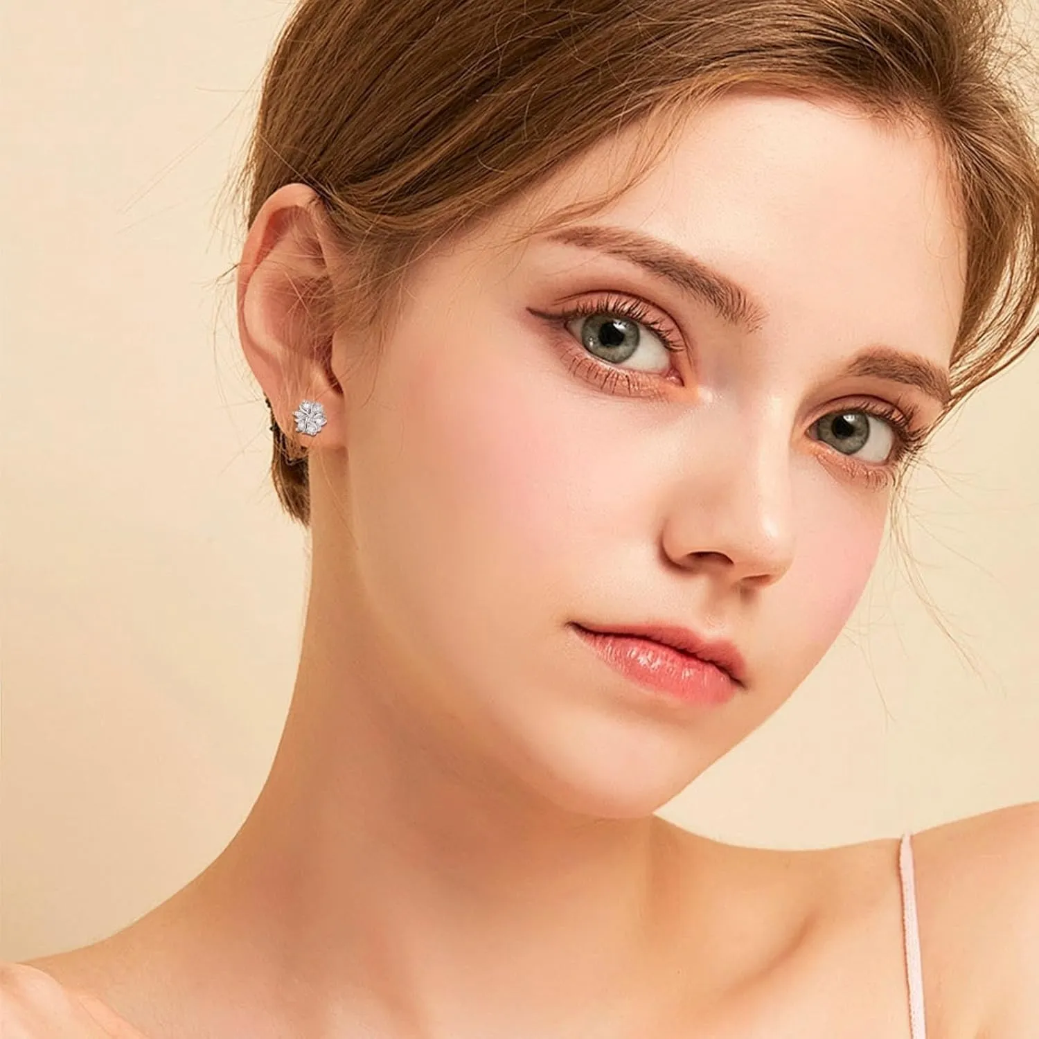 White Gold Plated Clear Cubic Zirconia Stud Earrings,925 Sterling Silver Stud Earrings for Women Jewelry Gift for Mother Wife