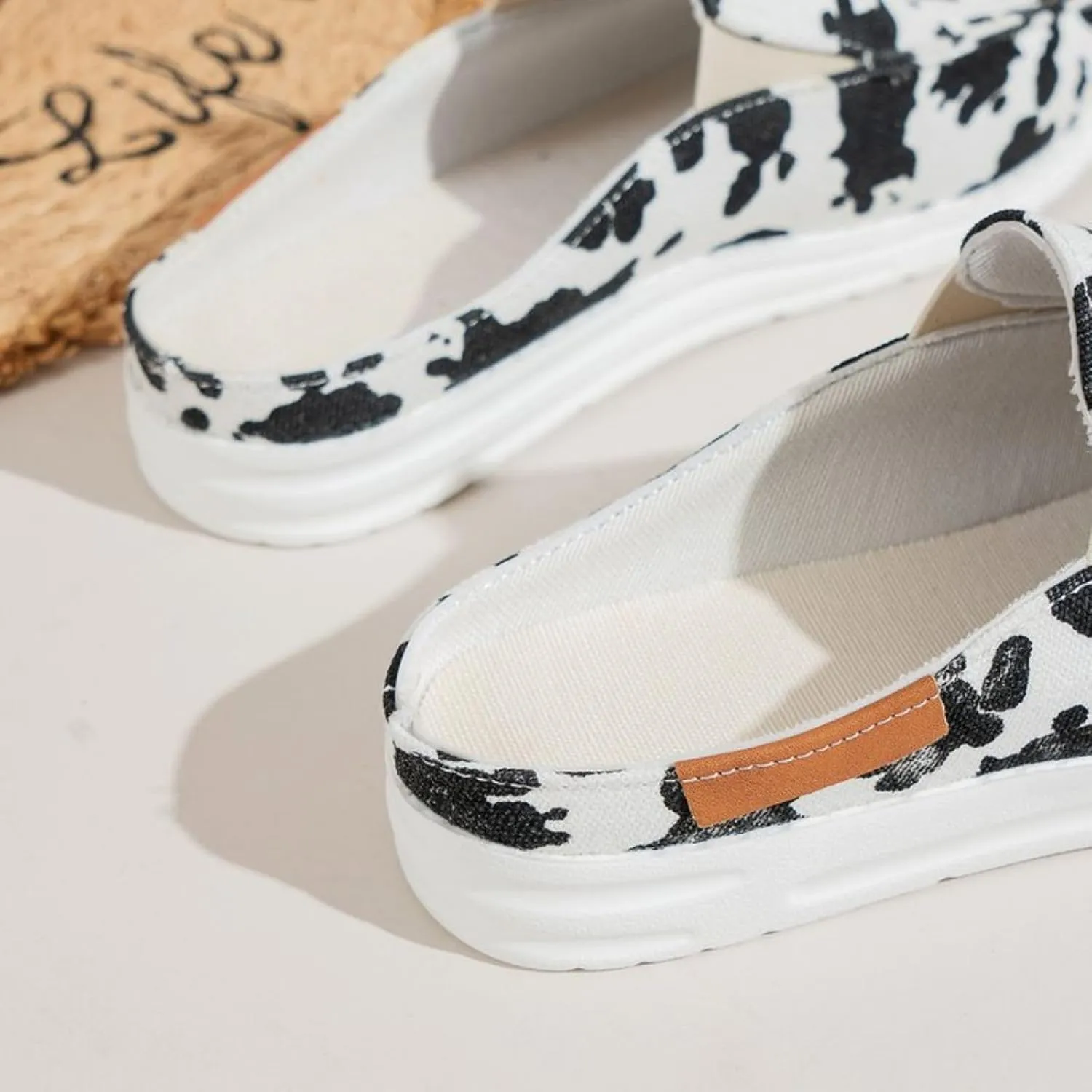 Women Canvas Slip On Lightweight Mule Sneaker,Summer Fashion Back Flats Walking Shoes Closed Round Toe Low Top Casual Loafer Comfort Leopard Print Flat Slippers,Non-Slip Sneakers 2025